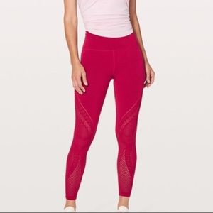 Lululemon Reveal Tight Interconnect 25.5”